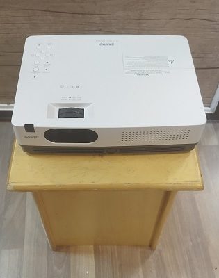 ویدئو پروژکتور دست دوم سانیو SANYO PLC-XD2600