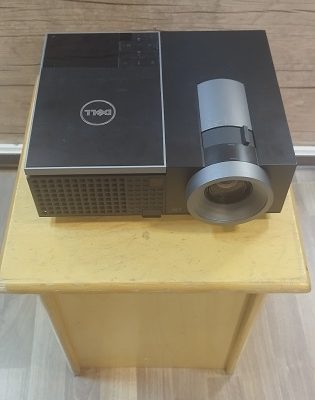 ویدئو پروژکتور استوک Dell 4320